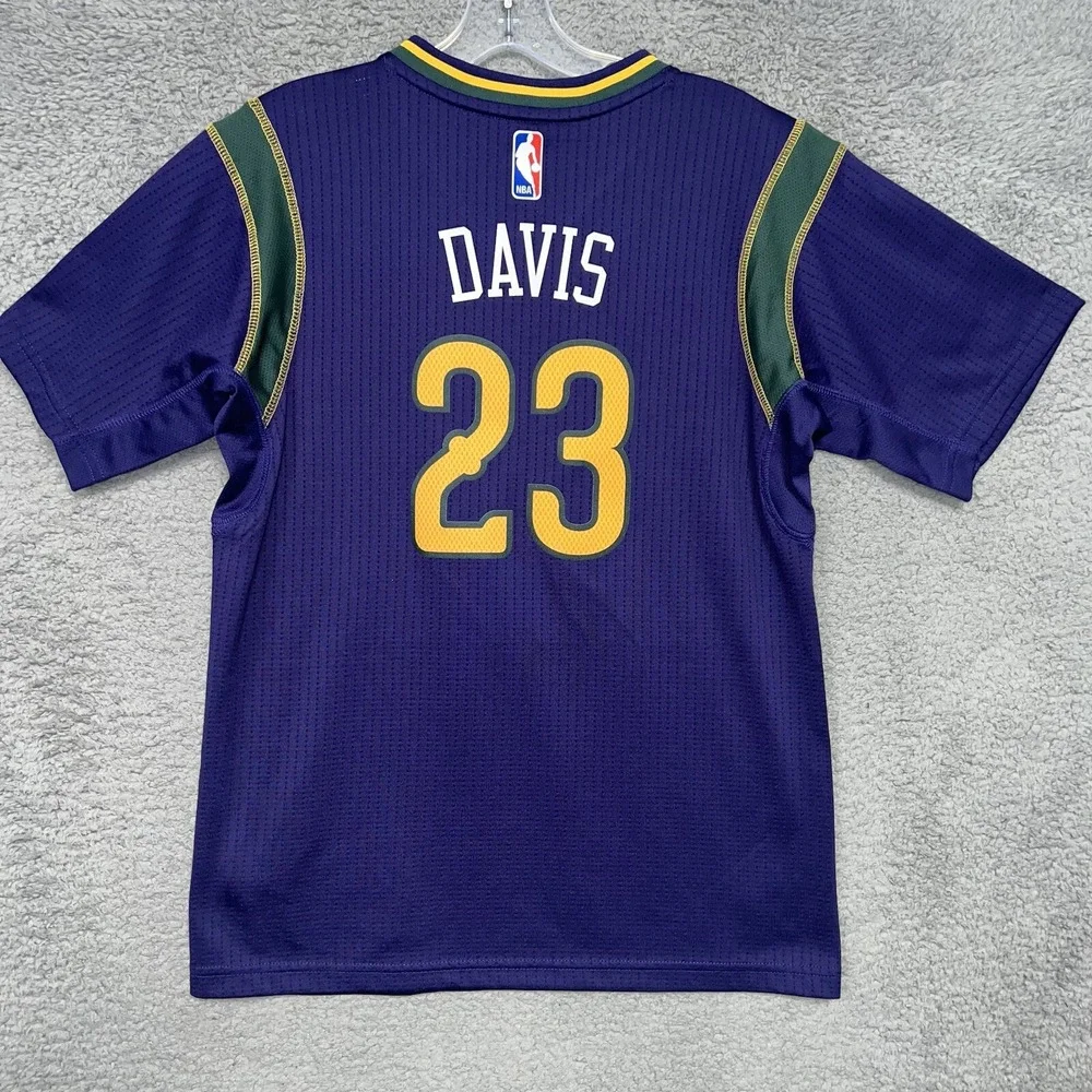 adidas Anthony Davis New Orleans Pelicans Jersey Youth Sz L 14-16 Mardi Gras Tee